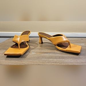 Alohas Jolla Spicy Orange Size 8.5